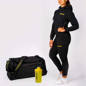 Butik 16 Klädset (mjukisbyxor + hoodie) ihop med gymväska och shaker Dam